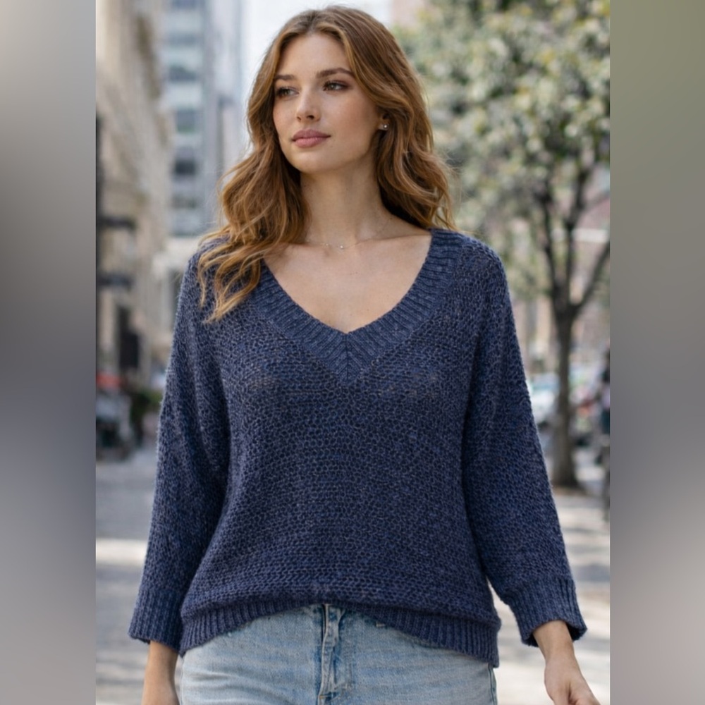 Express Navy Blue Loose Knit Slouchy V Neck Sweater Merino Wool Size M